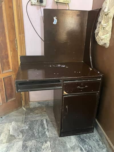 computer table