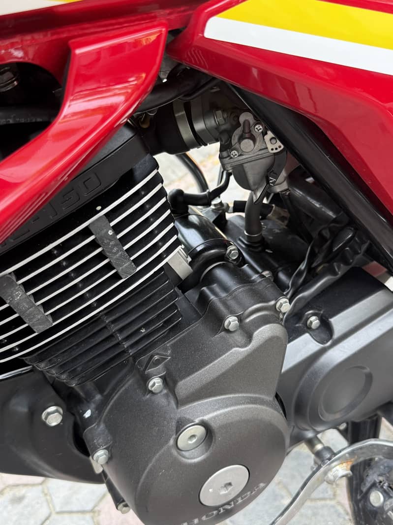 Honda CB 150 2