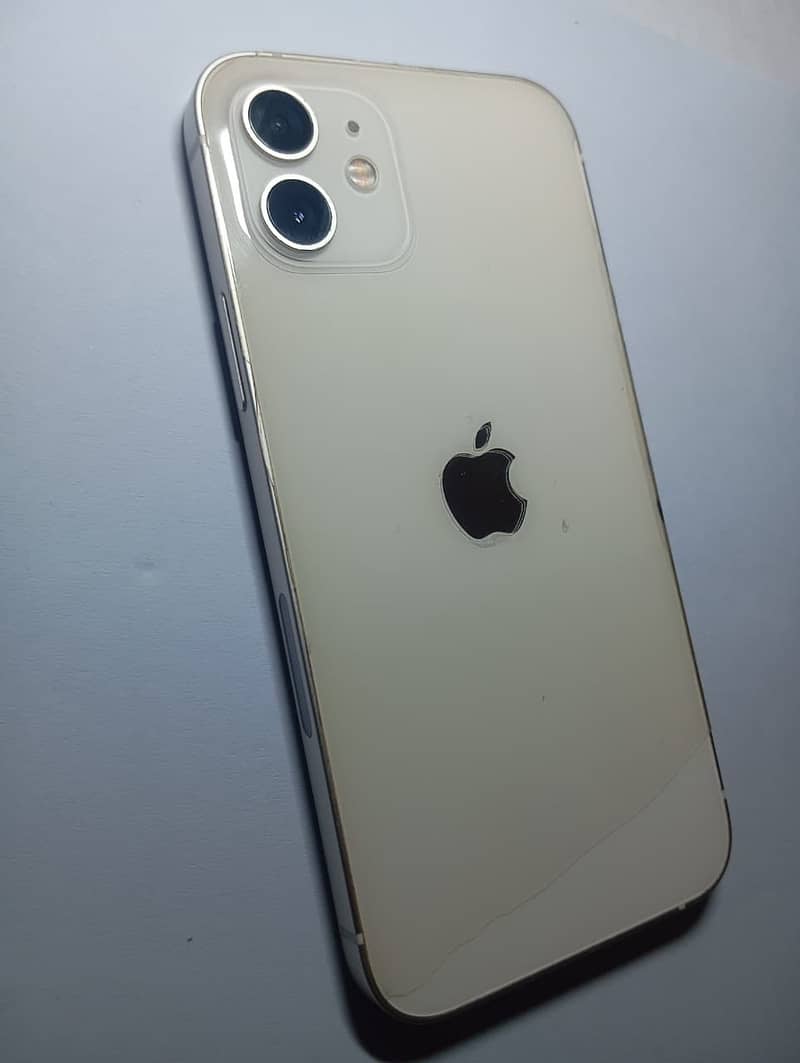 IPHONE 12 4