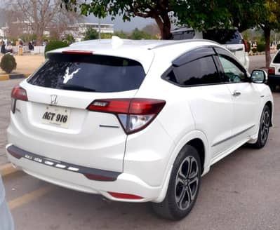 Honda Vezel 2016
