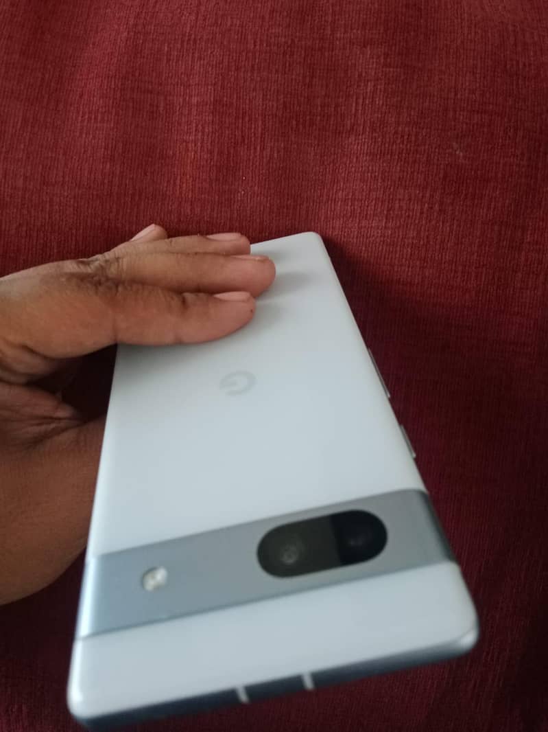 Google Pixel 7a 3