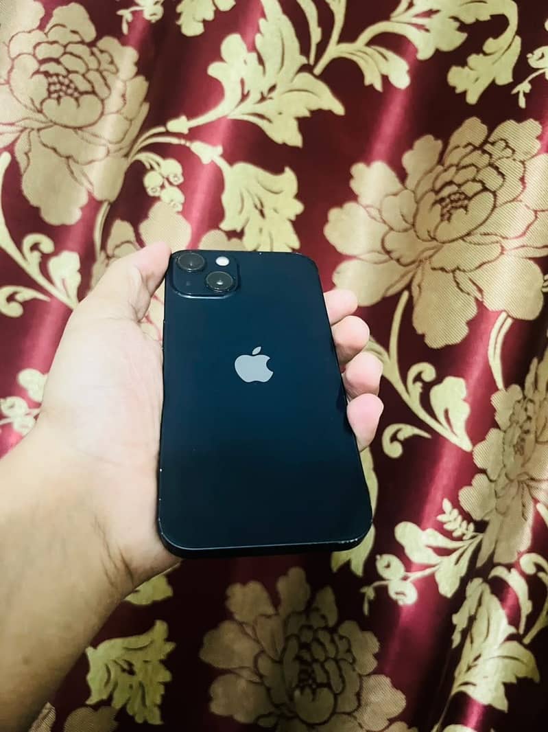 Apple iPhone 13 3