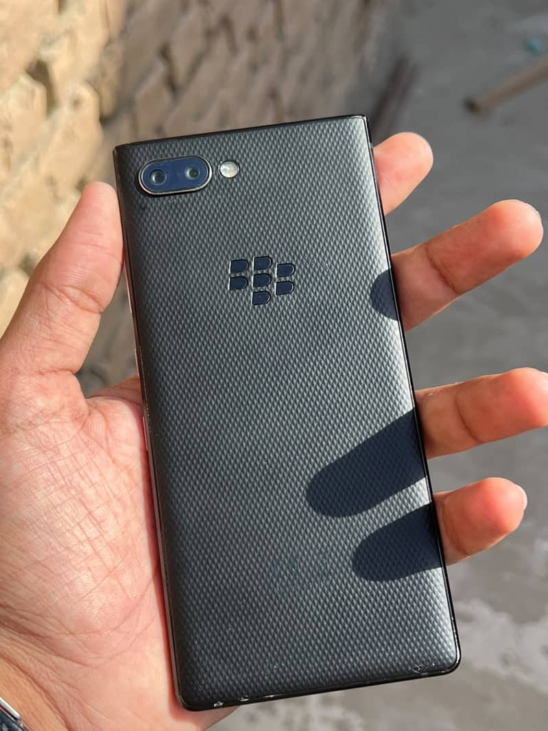 BlackBerry KEY2 4