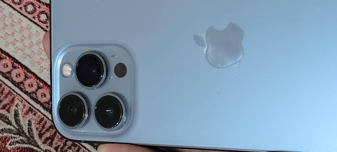 Apple iPhone 13 Pro Max 5
