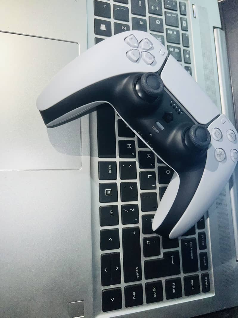 P4 Wireless dualshock controller 2