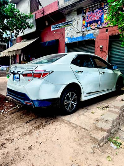 Toyota Corolla XLI 2015