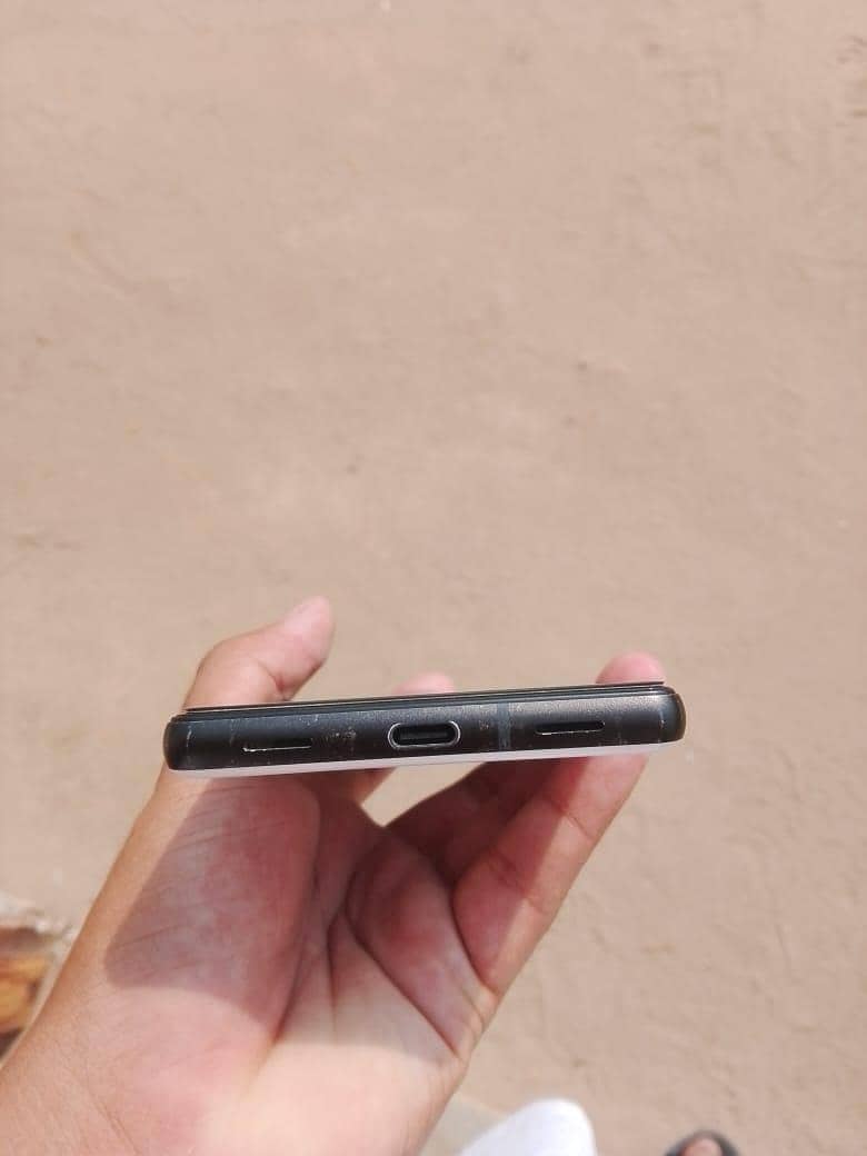 Google Pixel 6a 4