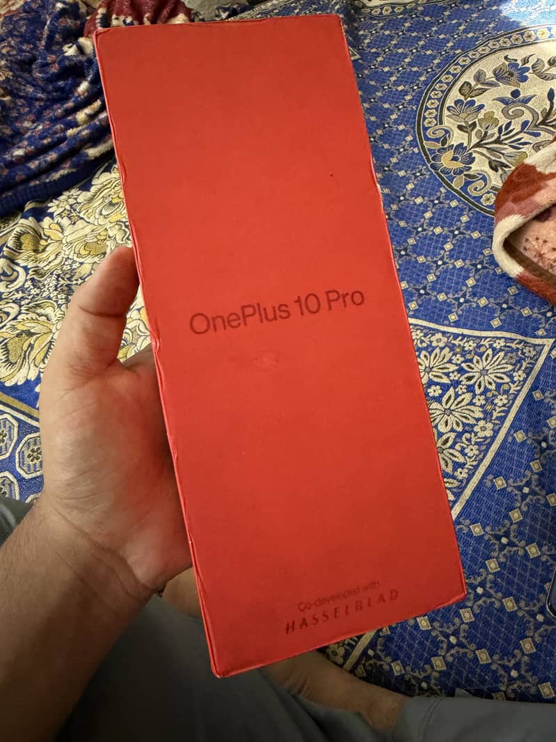 One Plus 10 Pro 8