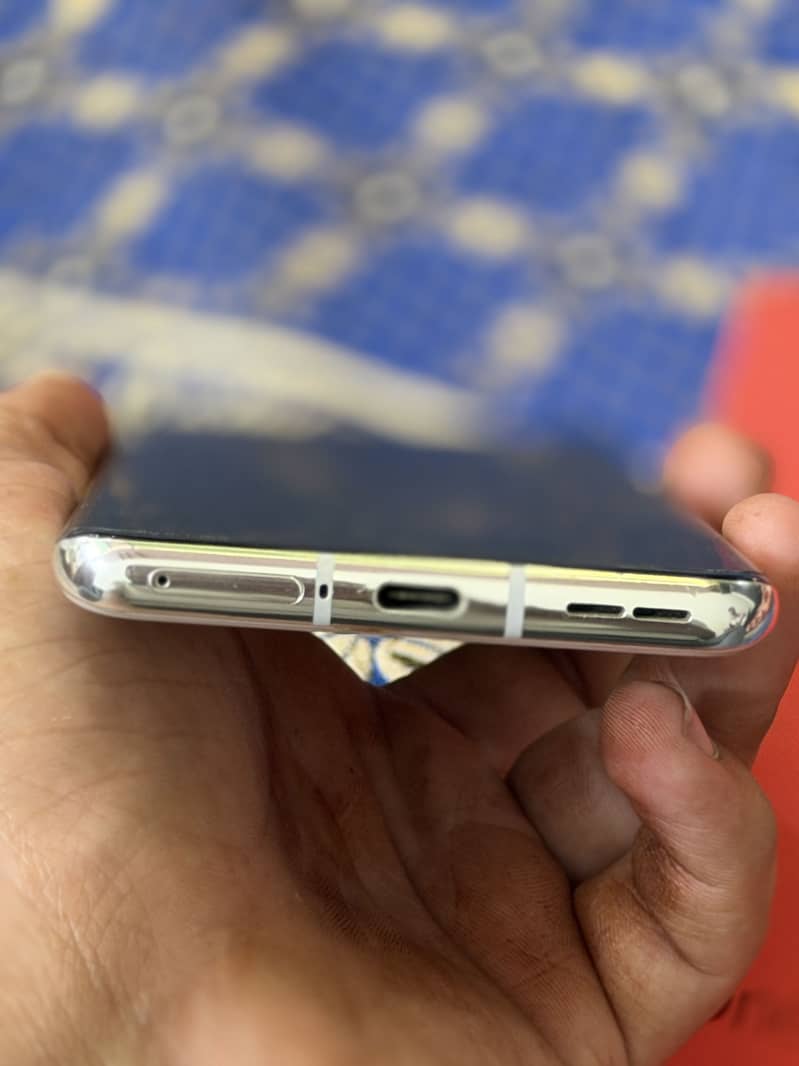 One Plus 10 Pro 14
