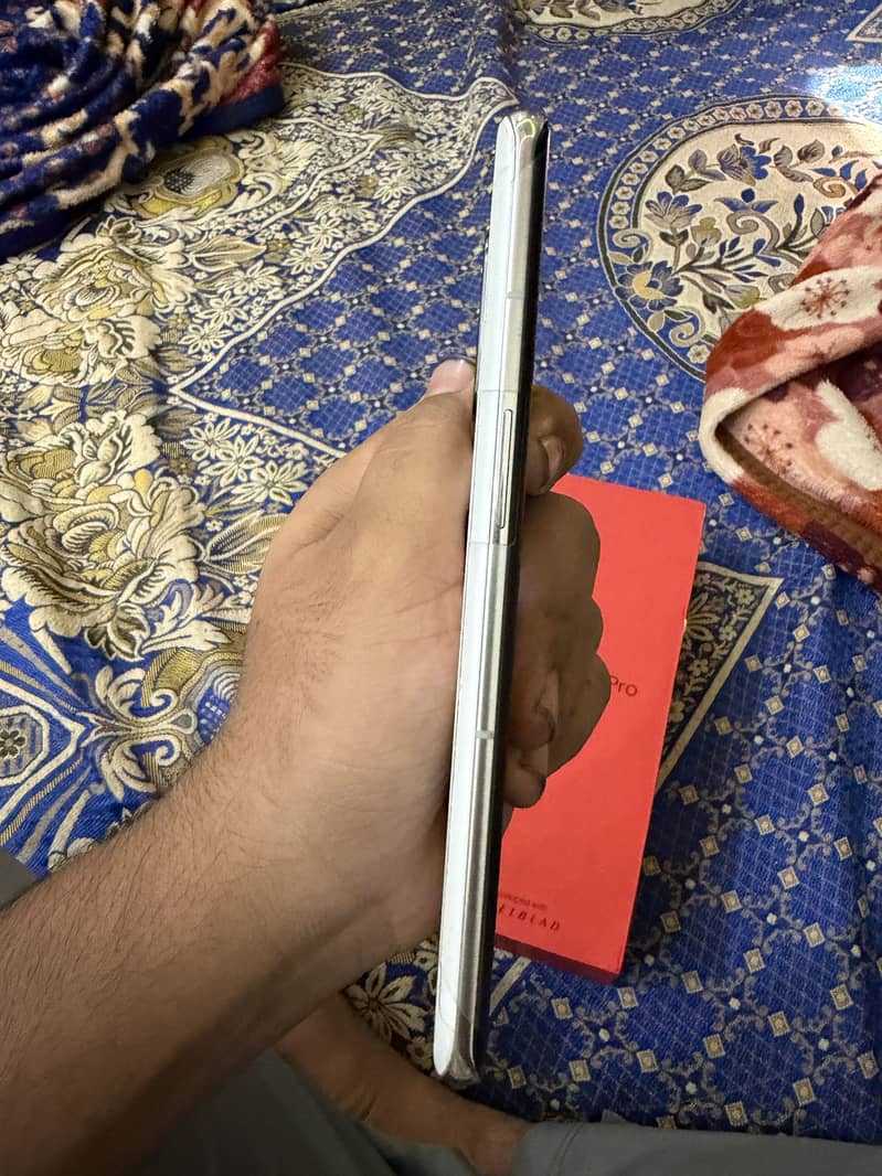 One Plus 10 Pro 15