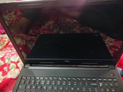 Dell 4ram. 500. hd