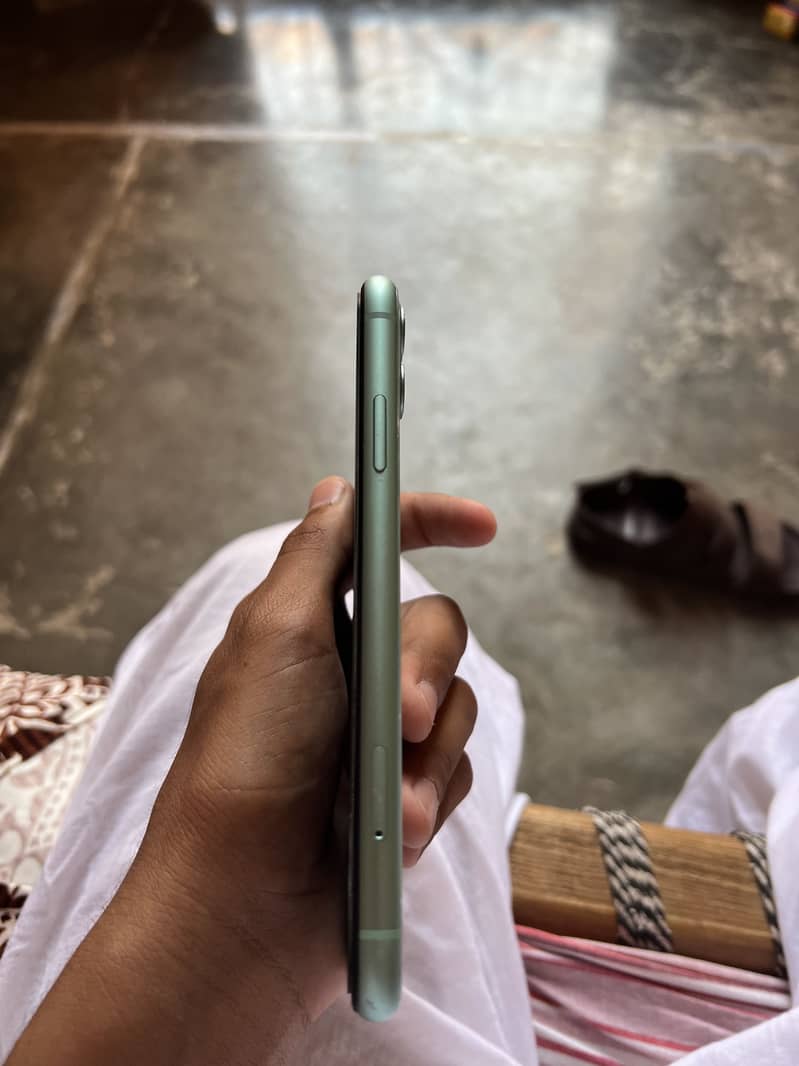Apple iPhone 11 1