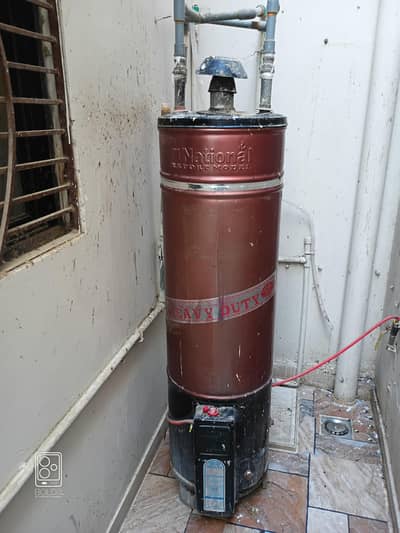 standard size geyser - brand National