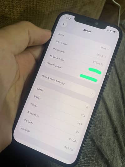 Apple iPhone 12