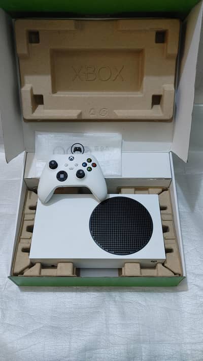 xbox seris s complete boxe accessories