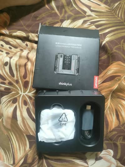 Lenovo LP 49 Gaming Earbuds