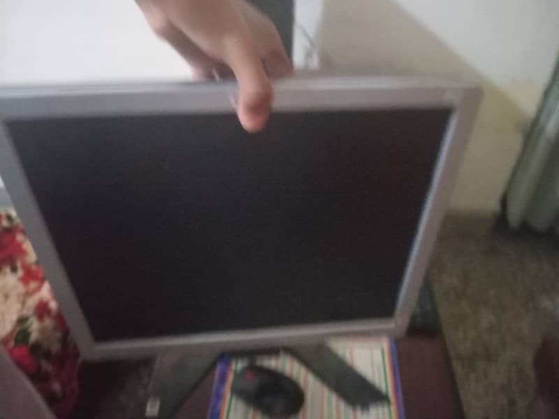 Monitor 0