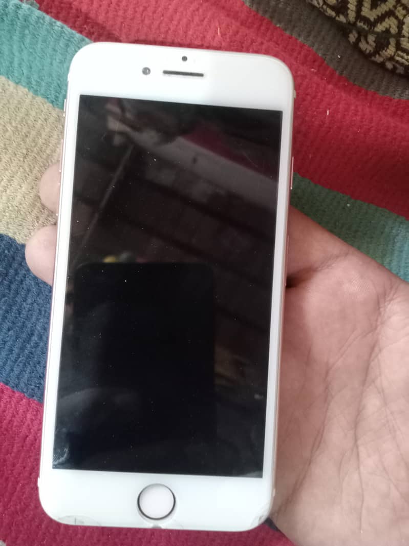 iPhone 7 3