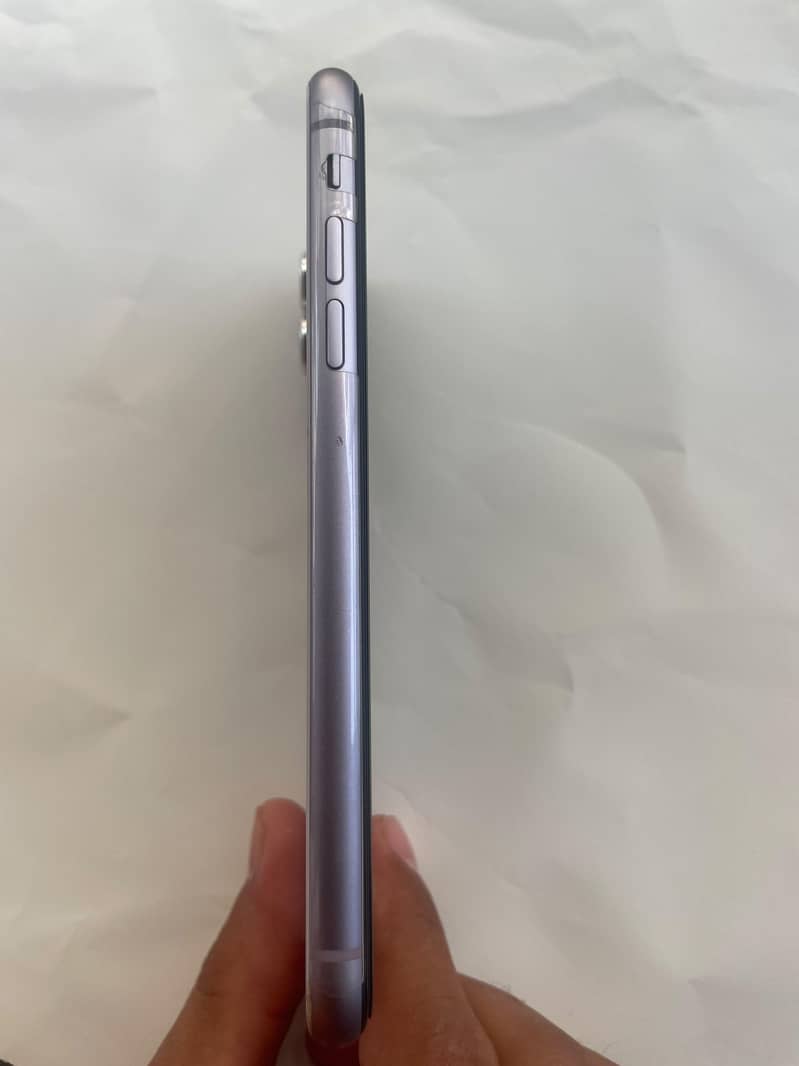 Apple iPhone 11 1