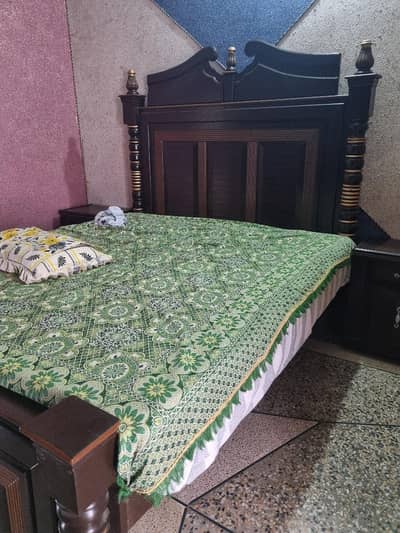 King side bed 2 side table and 1 dressing table for sale