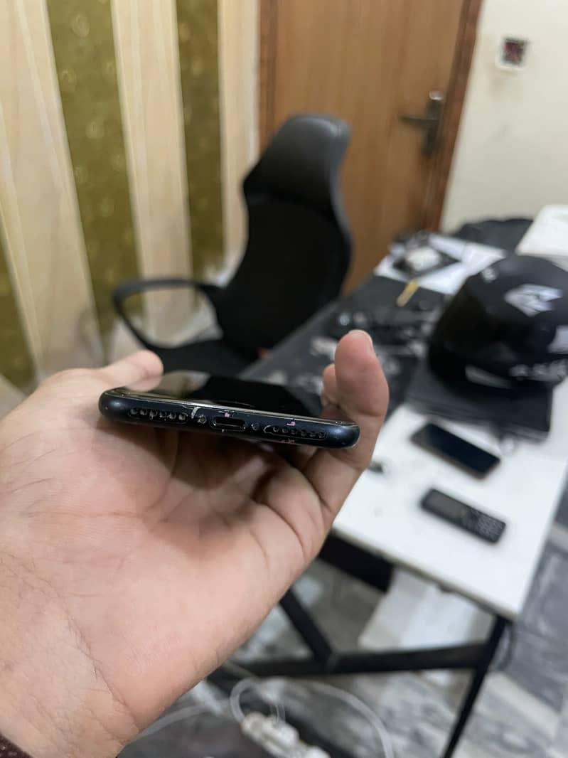 iPhone SE3 2