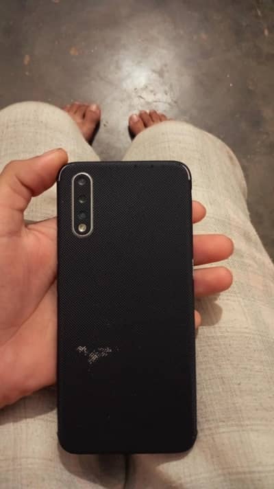 Vivo S1
