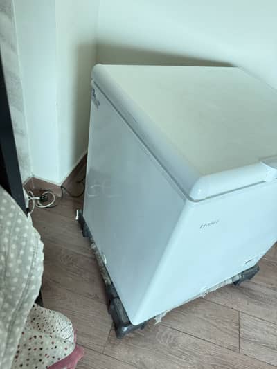 SINGLE DOOR DEEP FREEZER