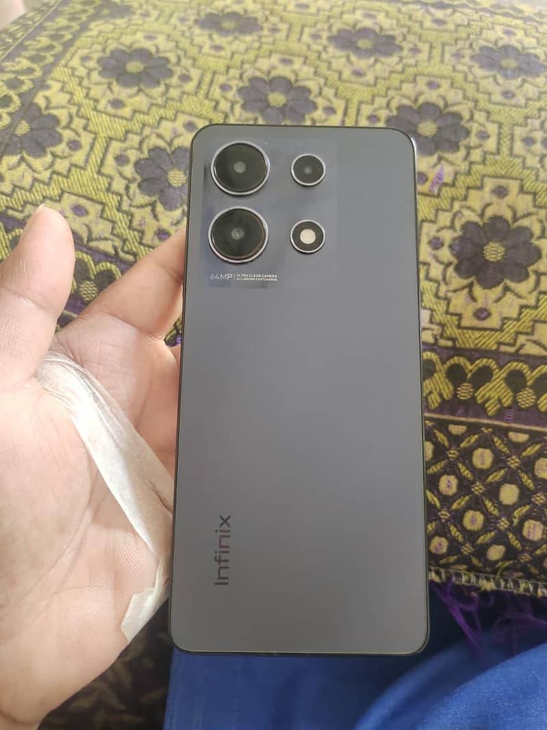 Infinix Note 30 4