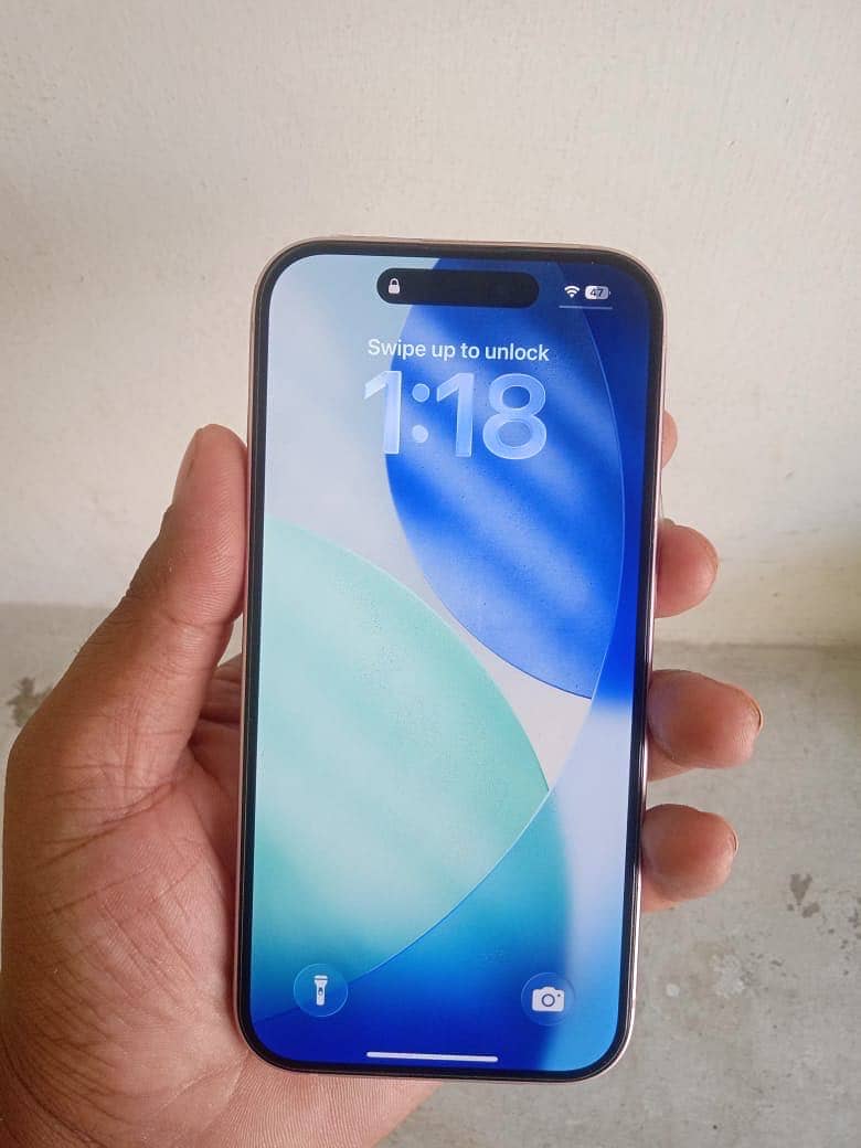 Apple iPhone 15 3