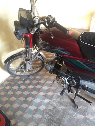 2017 model Honda CD 03467037840