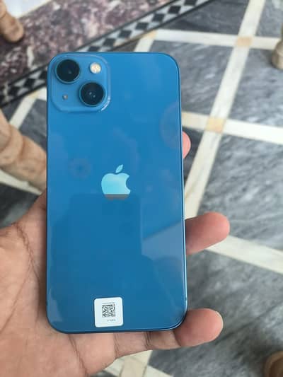 Apple iPhone 13