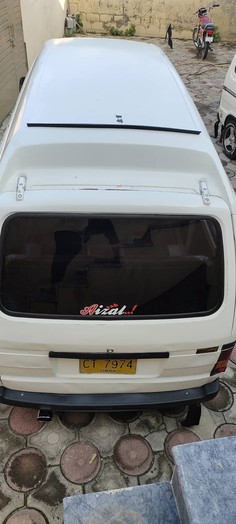 Suzuki Bolan 2011 13