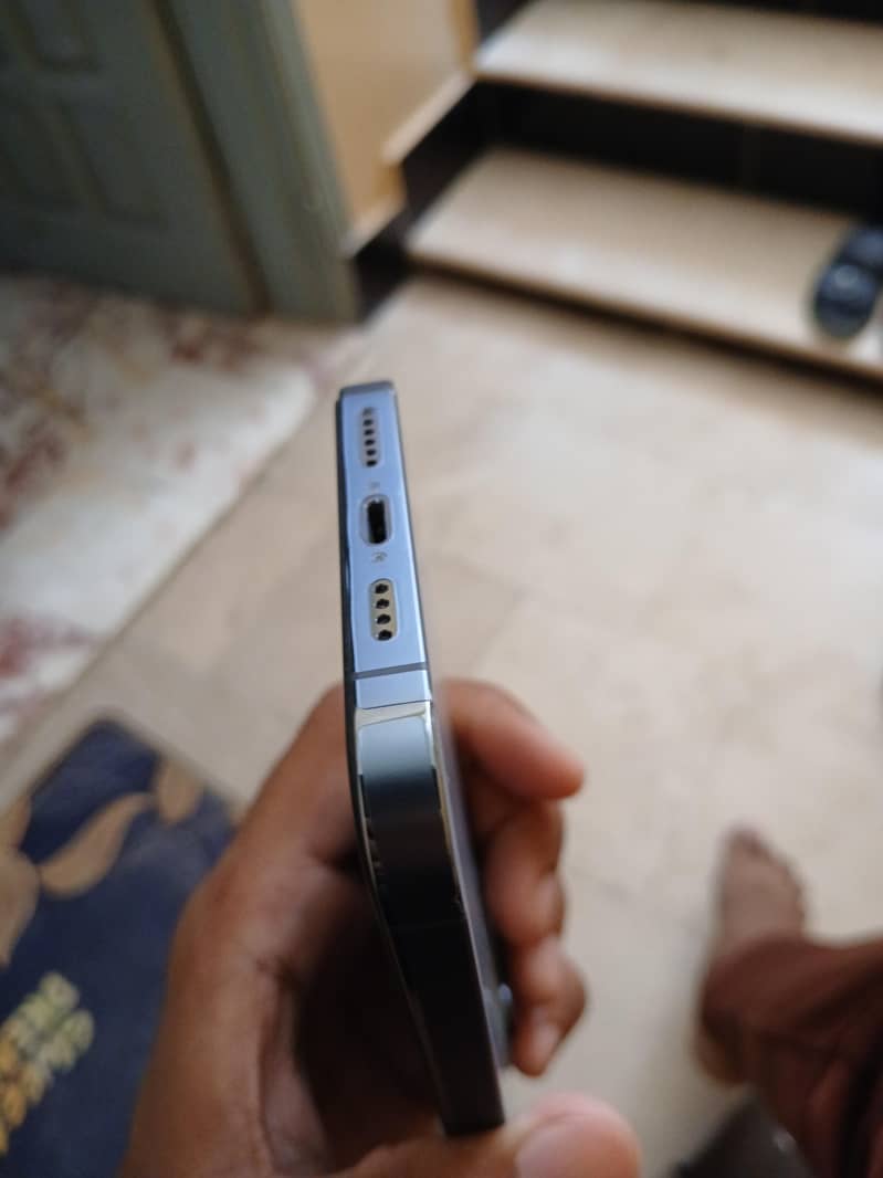 Iphone 13 pro max jv 1