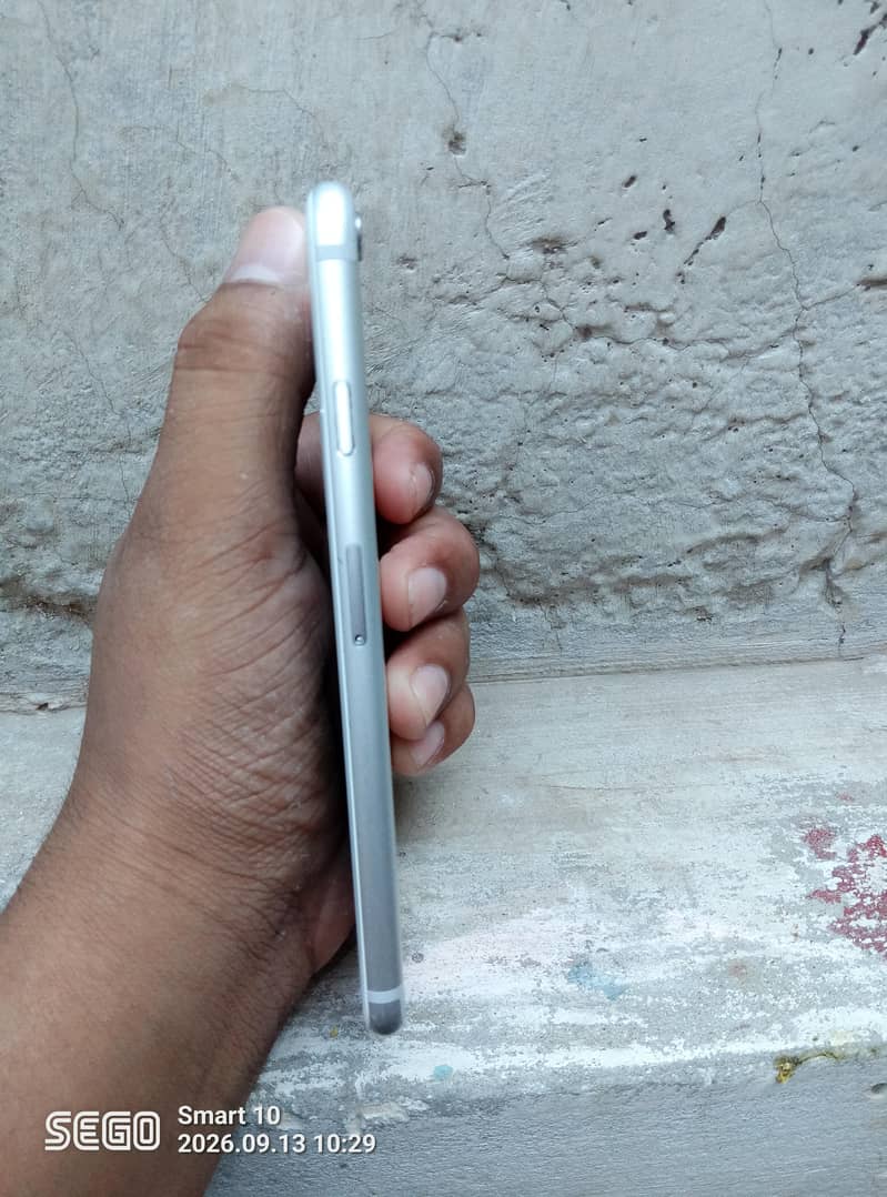 Apple iPhone 6 3