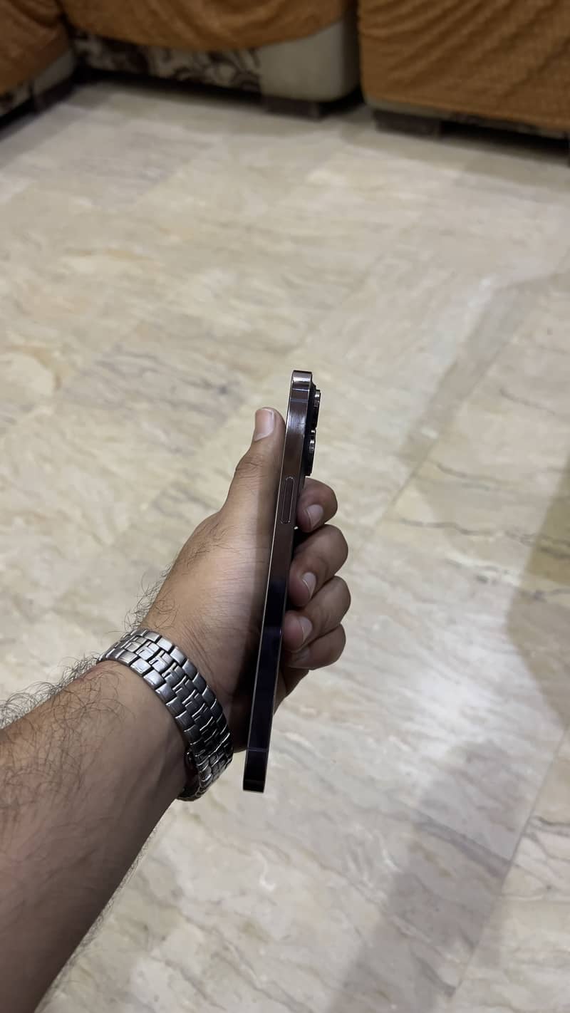 Apple iPhone 14 Pro Max 3