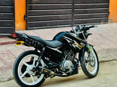 YAMAHA YBR G