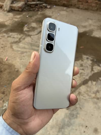 Infinix hot 60 pro plus full box