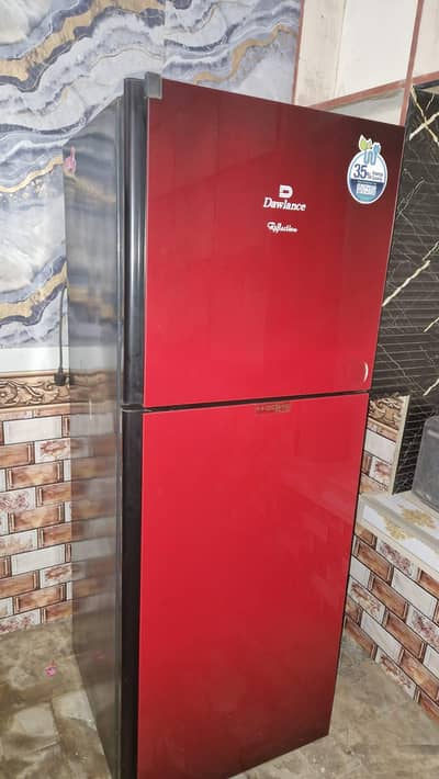 Dawlance refrigerator medium size lush condition all ok inverter