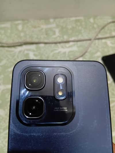 Many ye phone sodia sy lea tha phone chalny main bht acha hai.