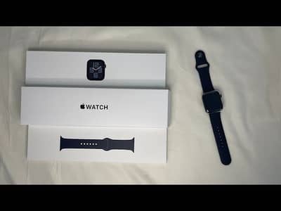 Apple Watch SE 2 (44mm) condition 10/10 93% battery health