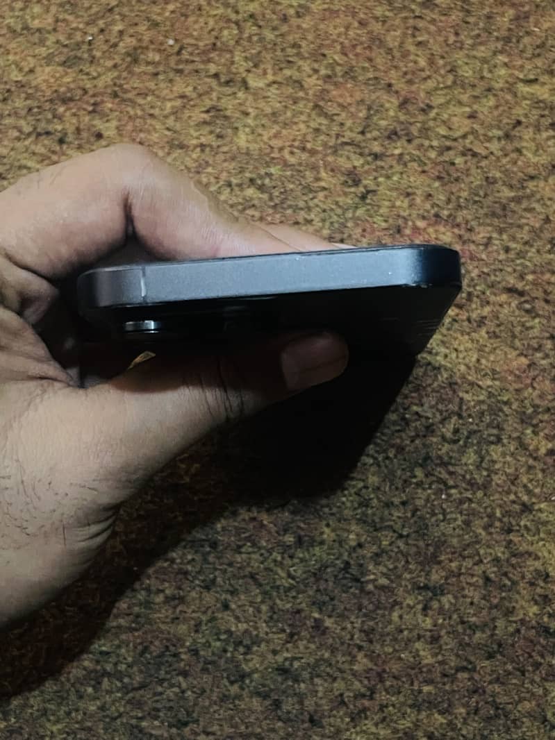 Apple iPhone 14 Pro Max 6