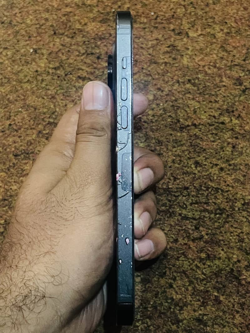 Apple iPhone 14 Pro Max 7