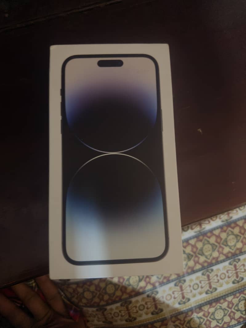 Apple iPhone 14 Pro Max 8
