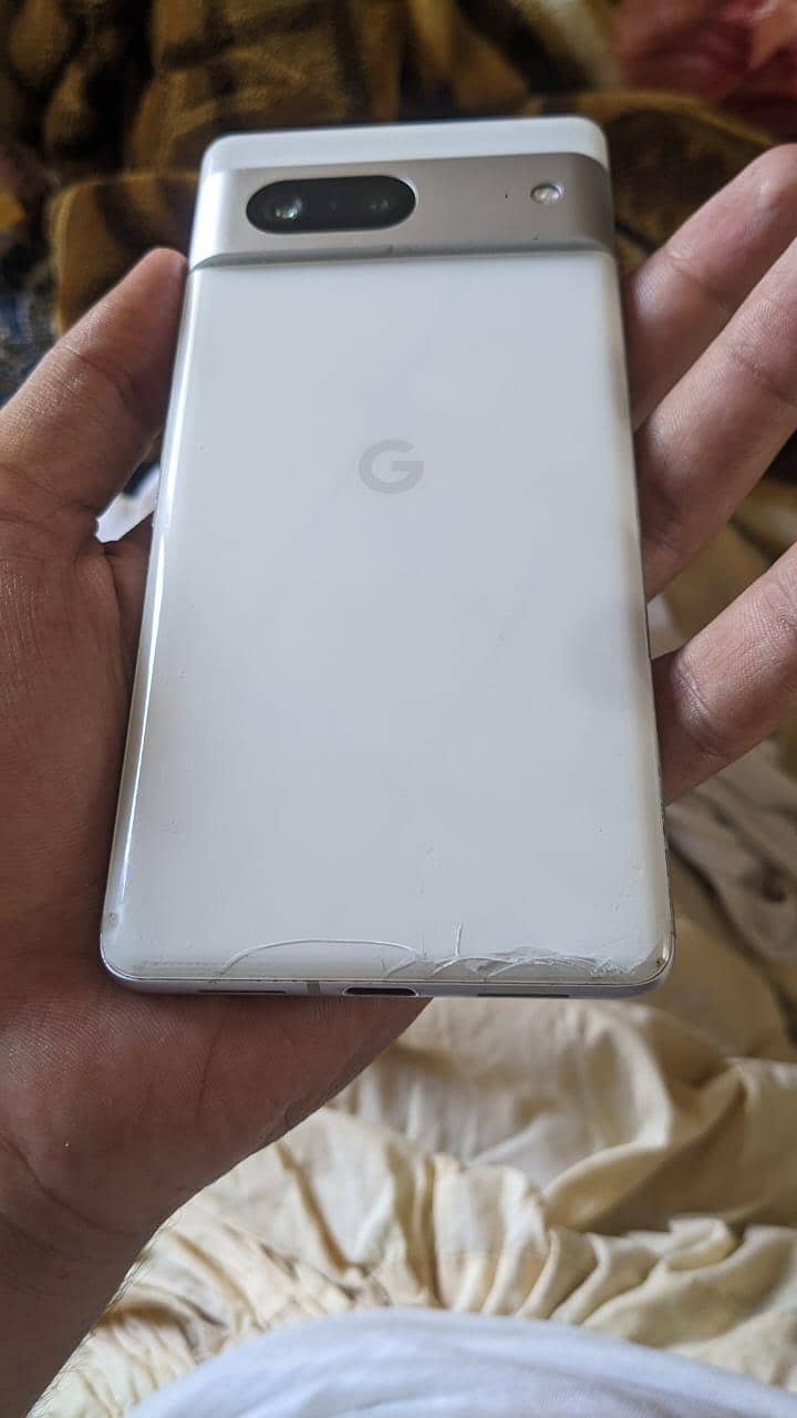 Google Pixel 7 3