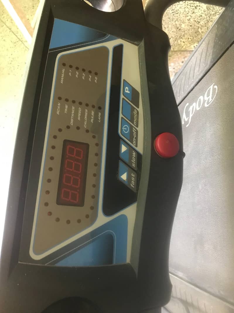 Foldable Treadmill 1