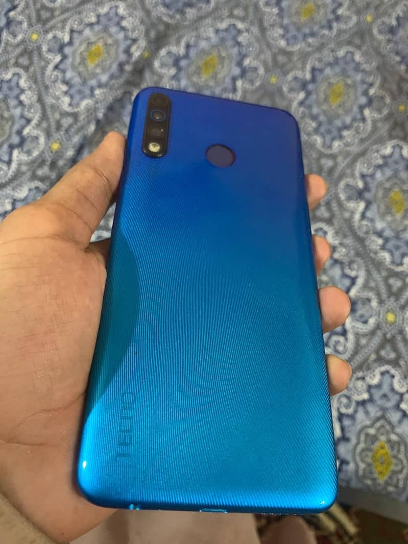 tecno 0