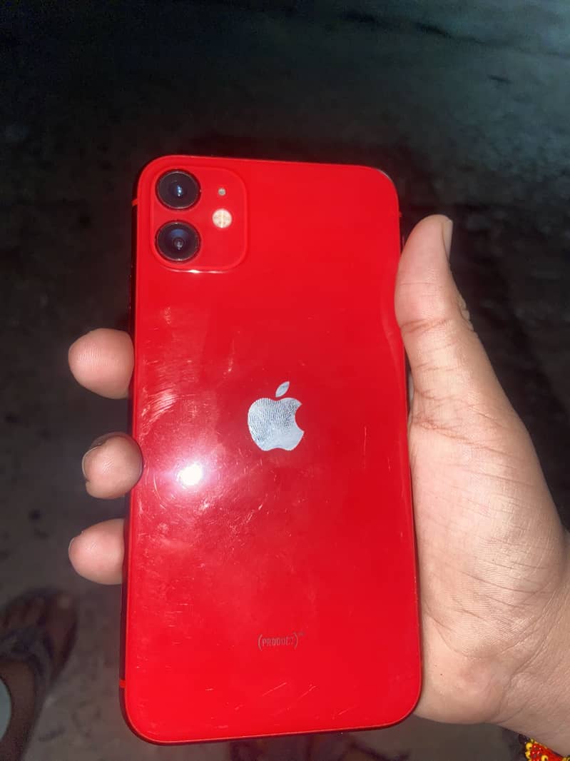 IPHONE 11 0