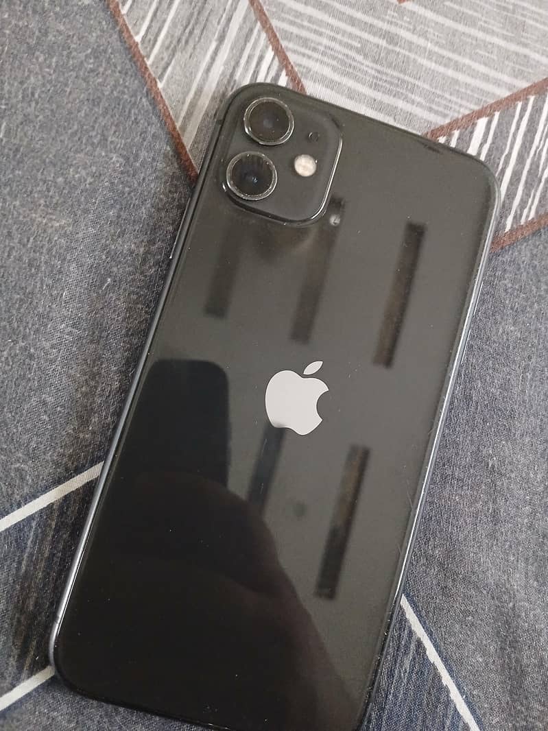Apple iPhone 11 0