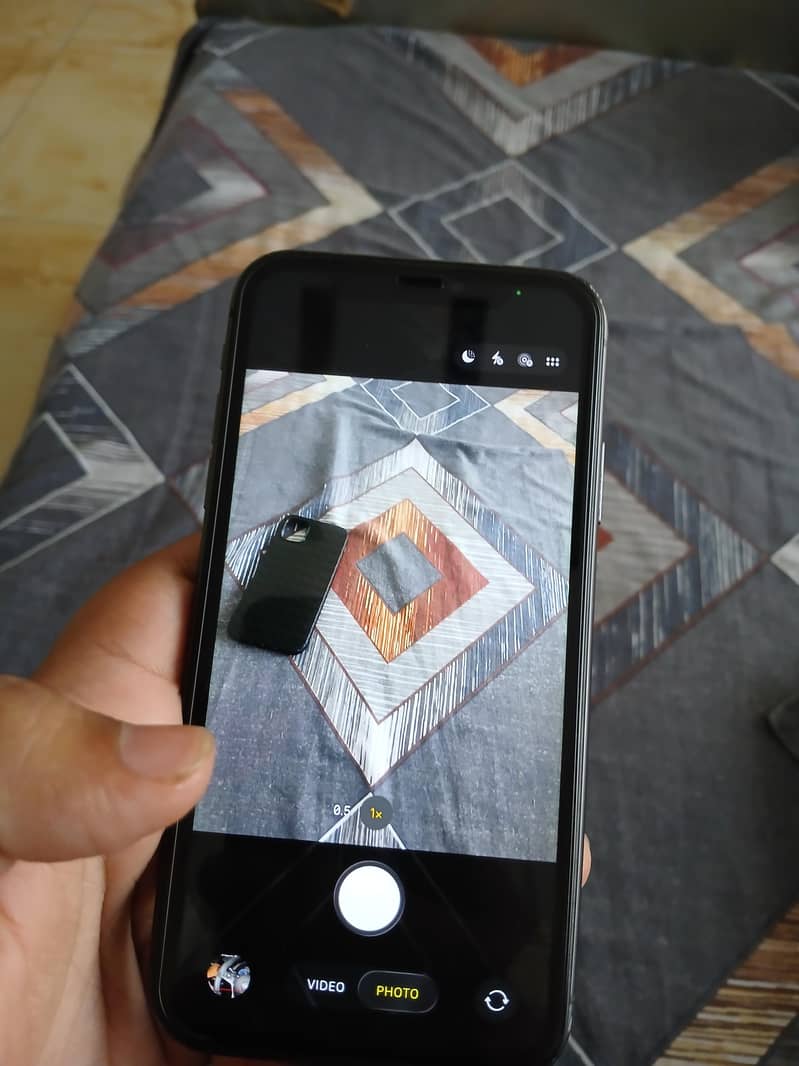 Apple iPhone 11 3
