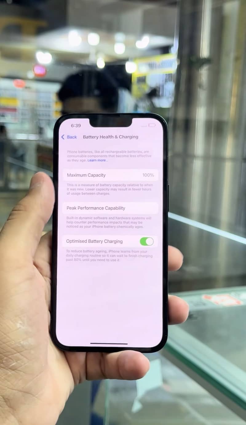Apple iPhone 13 2